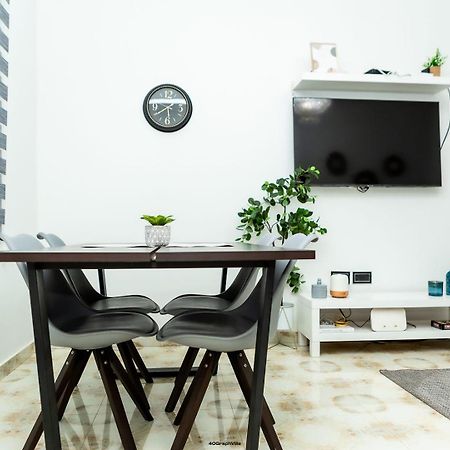 Stylish East Legon Apartment - Ac, Wi-Fi, Netflix Аккра Экстерьер фото